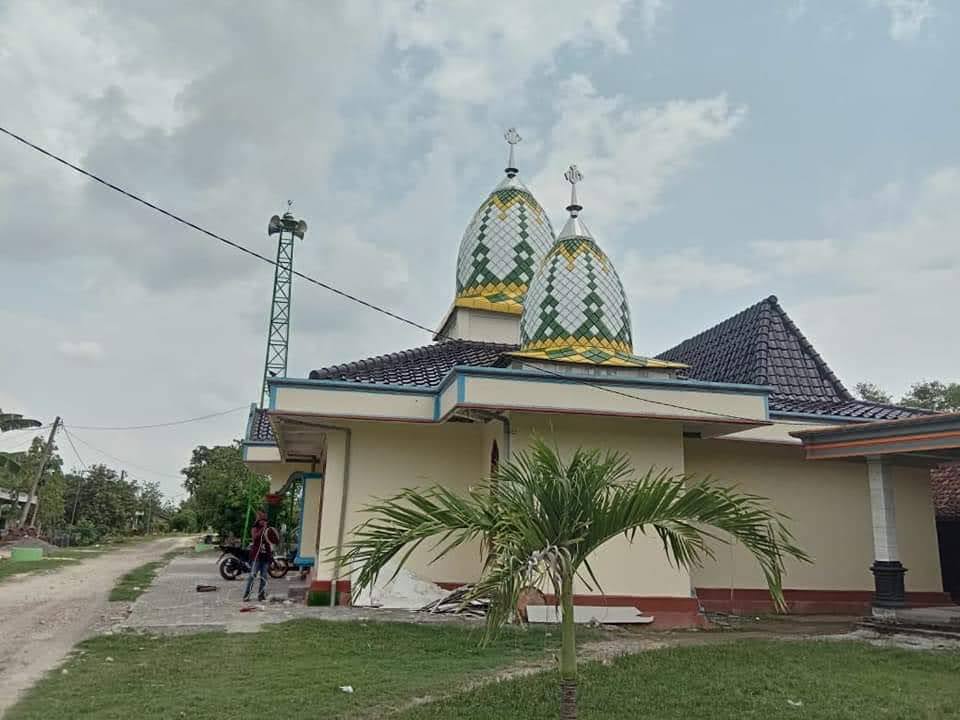 Kubah Masjid Al-Muhajirin Padas Ngawi