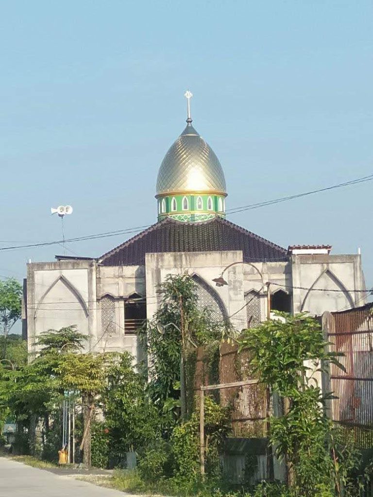 Kubah Masjid At-Taqwa Sempu Blora Jawa Tengah